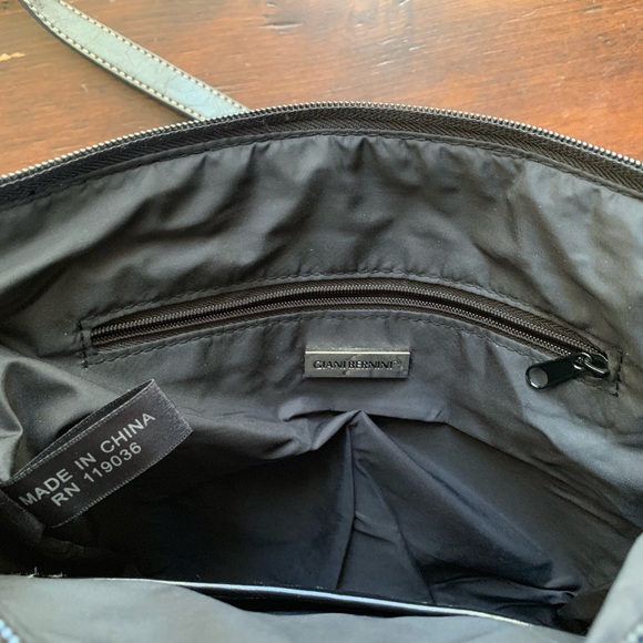 Giani Bernini Crossbody Bag - Picture 4 of 8